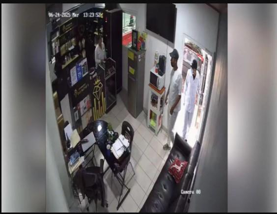 La última foto de don René, víctima de la banda de Los Doctores