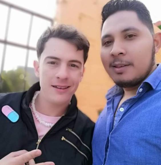 Según Wendy, en aquel momento aún vivía con André en Ixtapaluca, Estado de México, hasta que Montes comenzó a realizar viajes a Oaxaca cada fin de semana “A veces se quedaba dos semanas allá, pero nunca imaginé que fuera por Yalitza”.