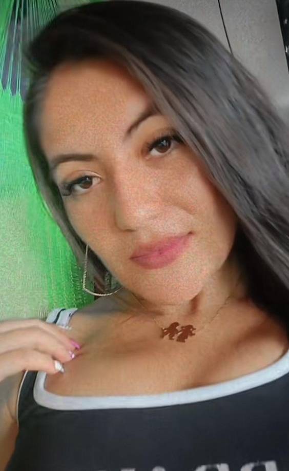 Tras el hallazgo del cuerpo, amigos y familiares de Jennifer le rindieron un homenaje en el lugar donde fue encontrada. 