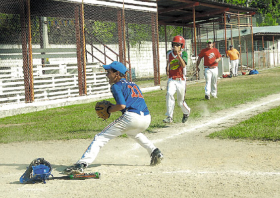 Centauros con cierre espectacular ante Tropical