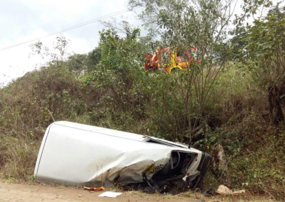 Salvadoreño se accidenta en Santa Bárbara