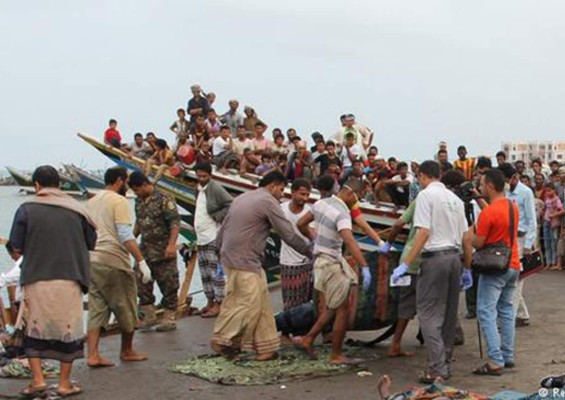 Más de 40 refugiados somalíes muertos frente a las costas de Yemen