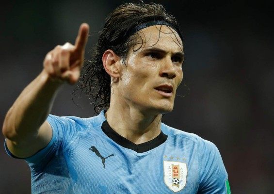 Cavani se aleja del duelo de Uruguay frente a Francia