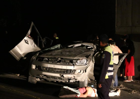 Madre y su bebé de ocho meses mueren en accidente vial en Pimienta