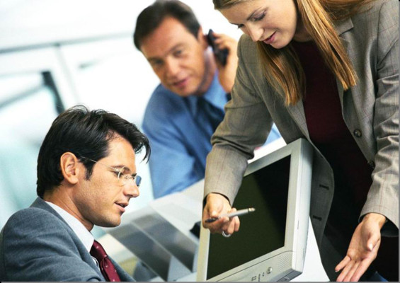 Jóvenes profesionales dirigen 60% de mipymes