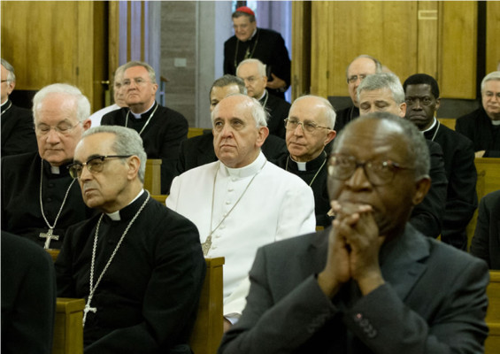 Francisco pide que recen por él en su primer año como pontífice