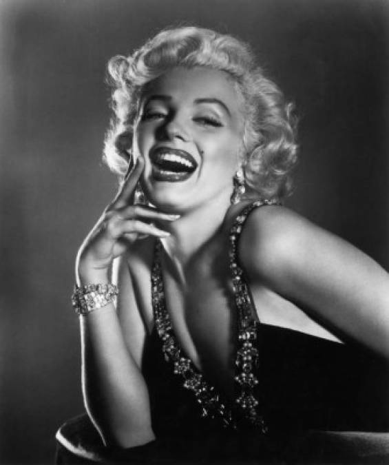 Marilyn Monroe cumpliría el primero de junio 90 años de edad. Es una de las actrices estadounidenses de cine más populares del siglo XX.