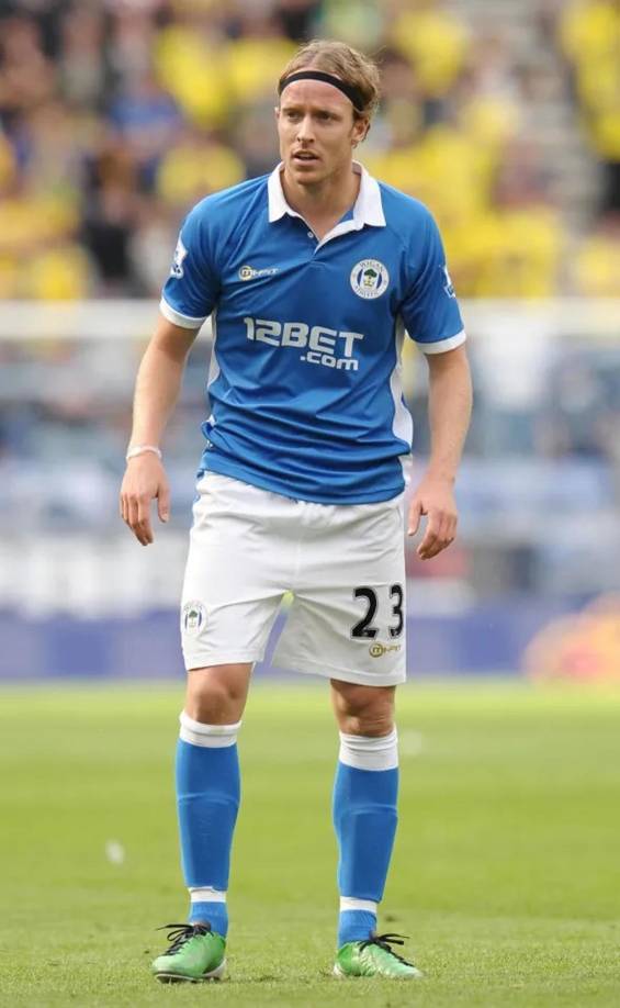 La fiscalía se refirió a Stam, que jugó en el Wigan Athletic de 2010 a 2013, como un miembro clave en una organización de narcotraficantes.