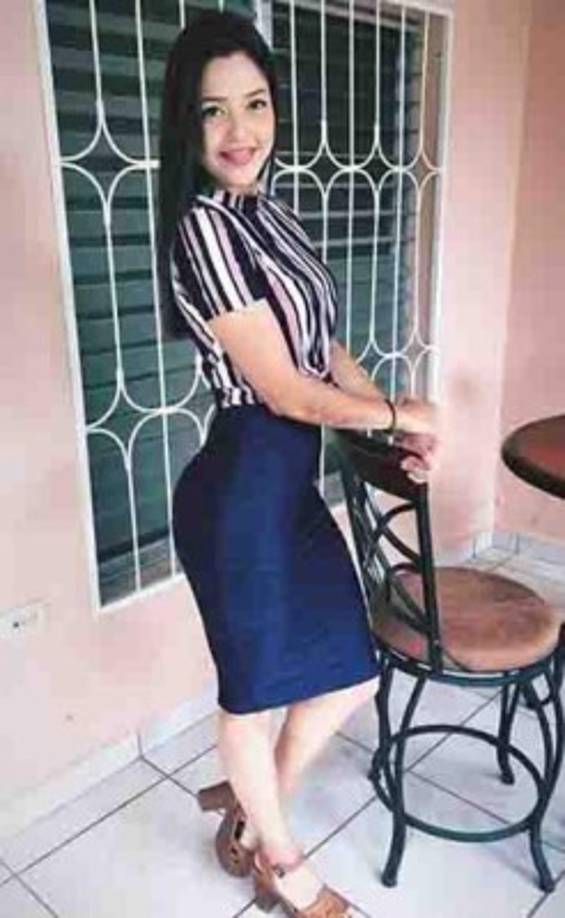 Andrea Núñez es la bella joven que conquistó el corazón del delantero Ángel Tejeda.