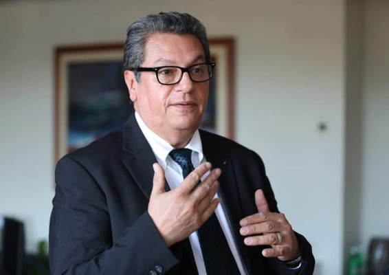 'Desempleados pueden retirar sus excedentes de inmediato”: Enrique Burgos