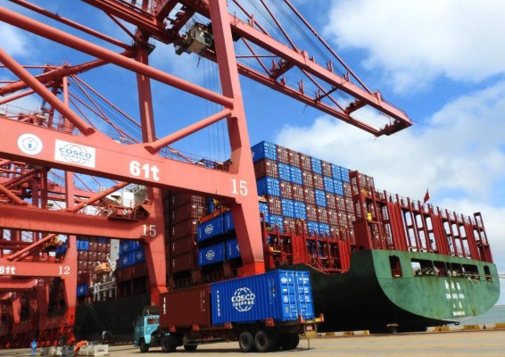 Unión Europea busca aliados contra Trump