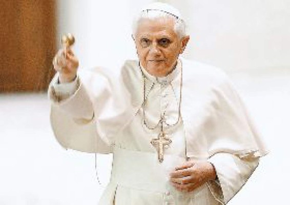 Fuertes críticas por posturas del Papa