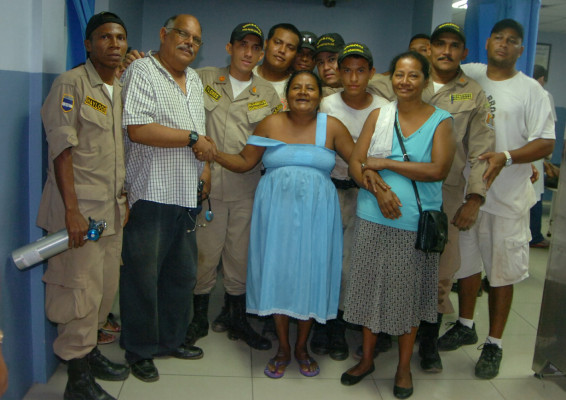 Los ángeles vestidos de caqui que salvaron a Luis