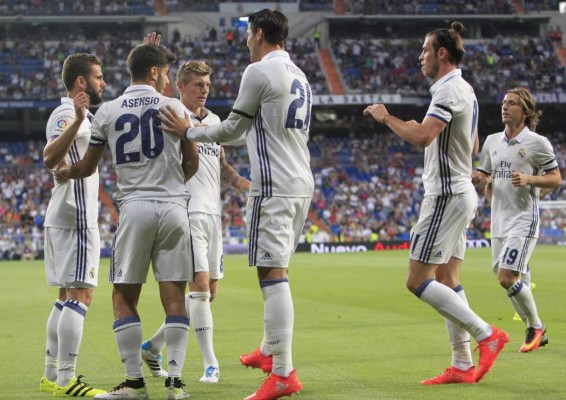 El Real Madrid remontó y se quedó con el Trofeo Santiago Bernabéu