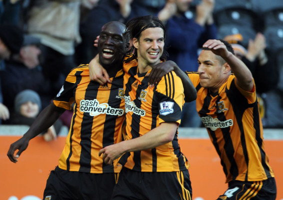 Maynor Figueroa y Hull City siguen invictos en casa