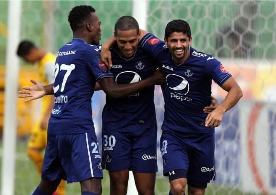 Motagua despide a Zanabria con una paliza histórica