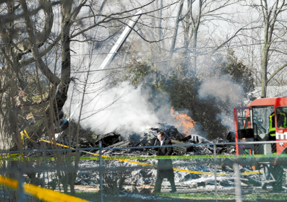Accidente aéreo en Nueva York: 50 muertos