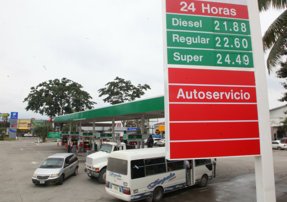 Combustibles presionan el nivel de inflación