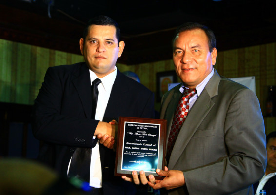 Carlos Tábora, nuevo entrenador de Parrillas One