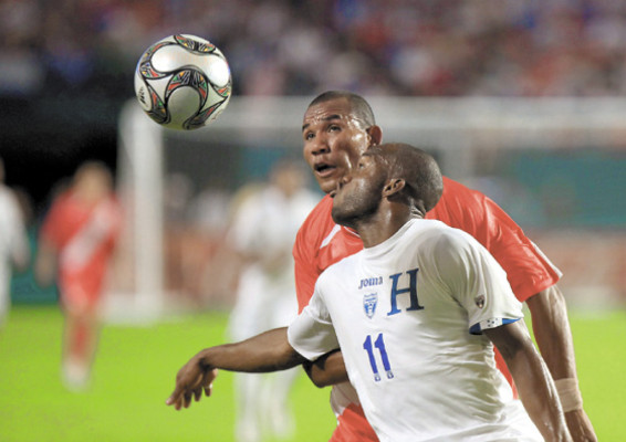 Honduras despidió el año perdiendo con Perú