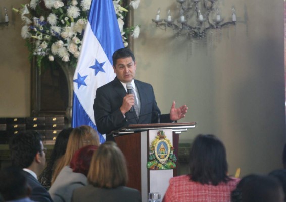 Responderán demandas de indígenas con fuerza de tarea