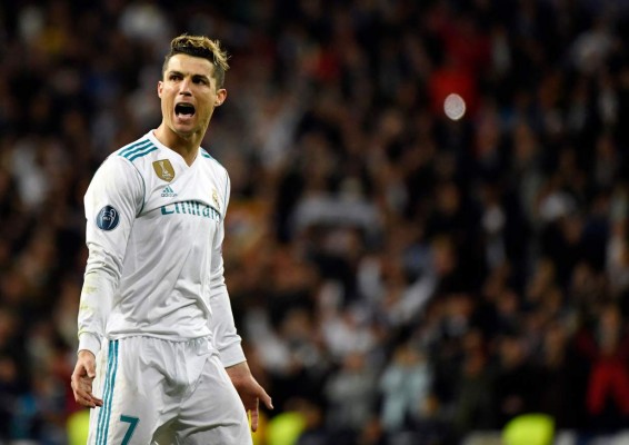 Real Madrid roza el ridículo y se mete a semifinales con polémico penal