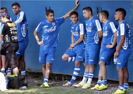Honduras comenzó a afinar su táctica para el Mundial de Brasil
