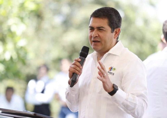 Juan Orlando en Alemania para reunirse con Ángela Merkel