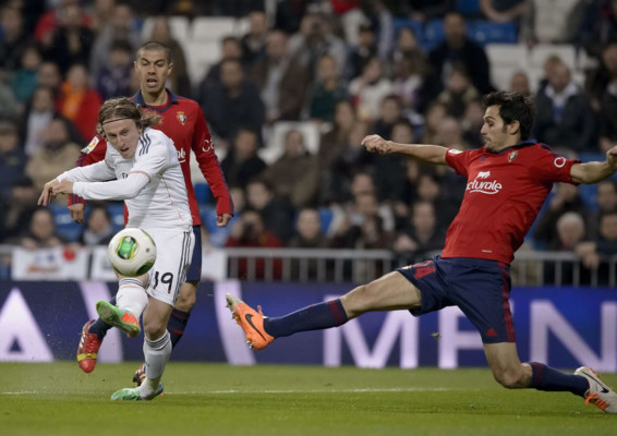 Real Madrid encarrila el boleto a cuartos de Copa del Rey sin brillo