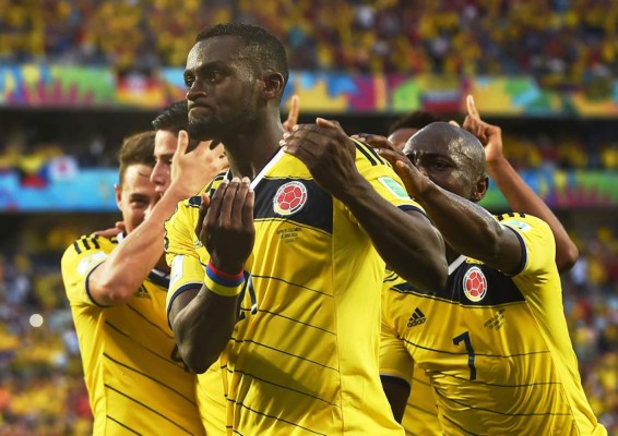 Colombia golea a Japón y llegará a octavos con un paso impecable