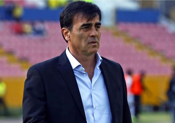 Gustavo Quinteros: 'Ecuador no dejó jugar a Honduras'
