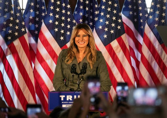 Melania pide el voto en Pensilvania para 'el luchador' Trump