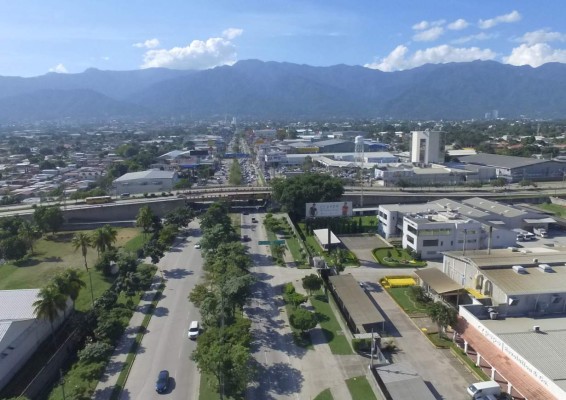 Urge simplificar trámites para atraer más inversiones en San Pedro Sula