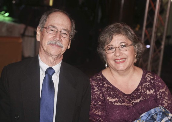 Los 70 años de David Kamal Dieck Gabrie