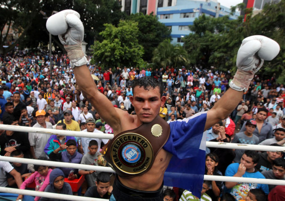 El 'Escorpión' Ruiz vuelve a perder con el nicaragüense Rafael Castillo