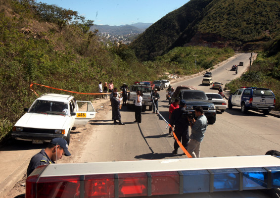 Pasajero ultima a balazos a taxista en Tegucigalpa