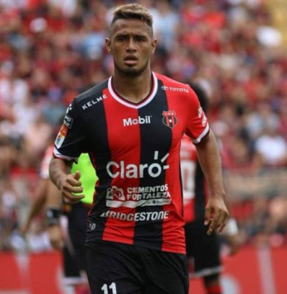 Alex López: El mediocampista hondureño decidió rechazar una oferta del Deportes Tolima de Colombia y ha decidido seguir en la Liga Deportiva Alajuelense de Costa Rica.<br/>