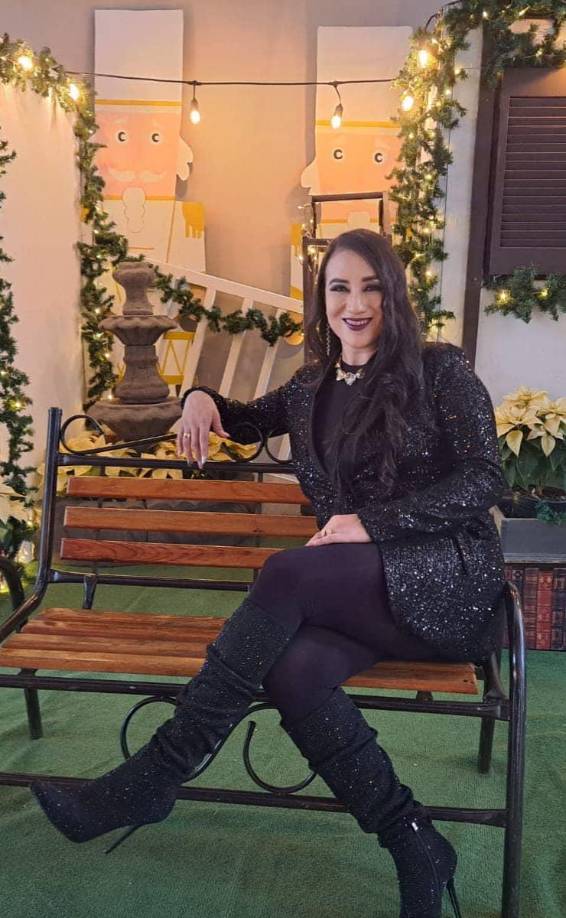 En la publicación, Aurora compartió una fotografía de ambas, deseando que el día de Lupita estuviera lleno de alegría y bendiciones en compañía de sus seres queridos.