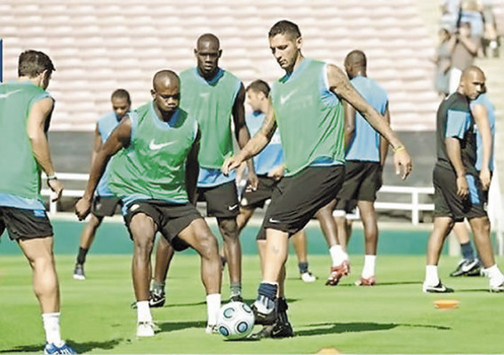 Inter y David Suazo se trasladan a Boston