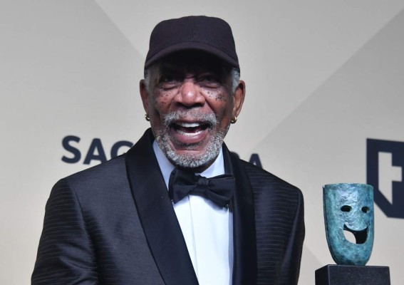 Morgan Freeman exige a CNN retractarse de acusaciones de acoso sexual
