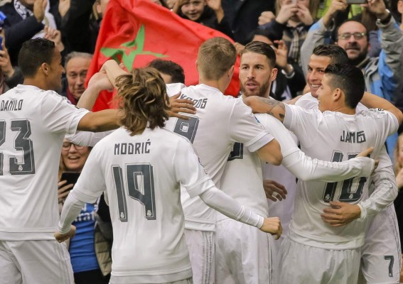 El Real Madrid vence al Athletic y le mete presión al Barcelona