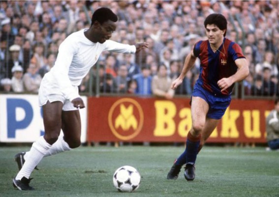 Futbolistas que han sido ovacionados por la afición rival