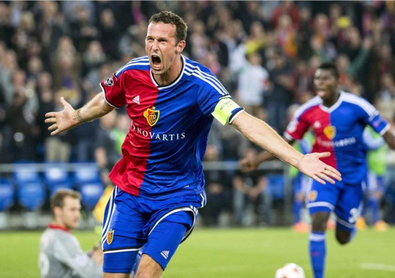 El Basilea sorprende al Liverpool