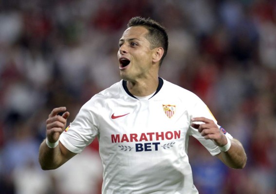 Video: 'Chicharito' Hernández le da triunfo y liderato al Sevilla en la Europa League