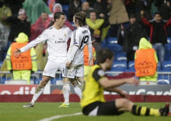 Real Madrid golea al Borussia Dortmund y pone un pie en semifinales