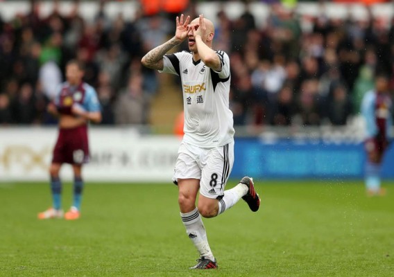 Video: Un golazo de volea desde 60 metros en la Premier League
