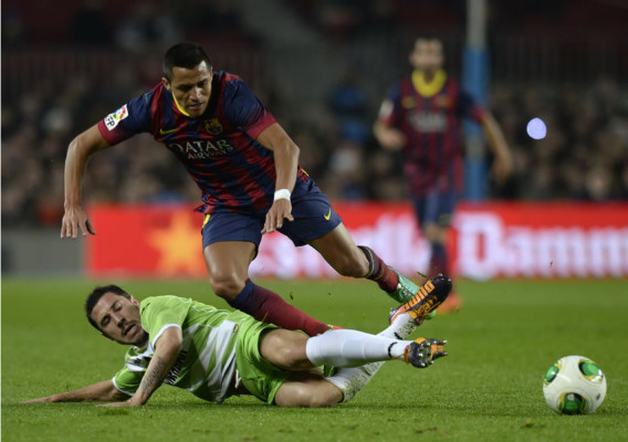 Messi regresa a lo grande y Barça encarrila pase a cuartos de Copa del Rey