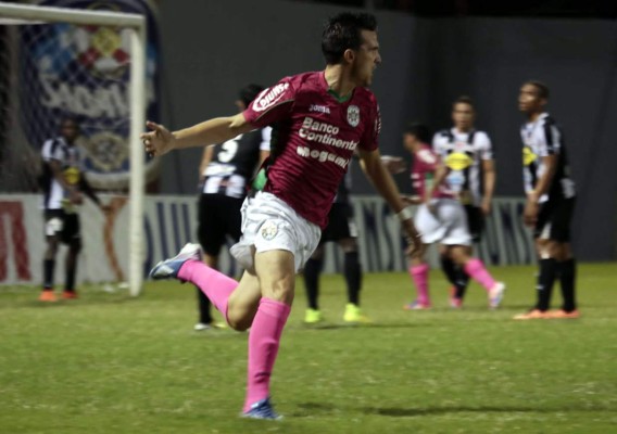 Marathón rescató empate contra el Vida, pero no sale del sótano