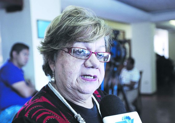 Oxitocina vencida aplicaron a mujeres en hospitales