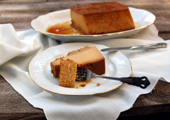 Flan de dulce de leche